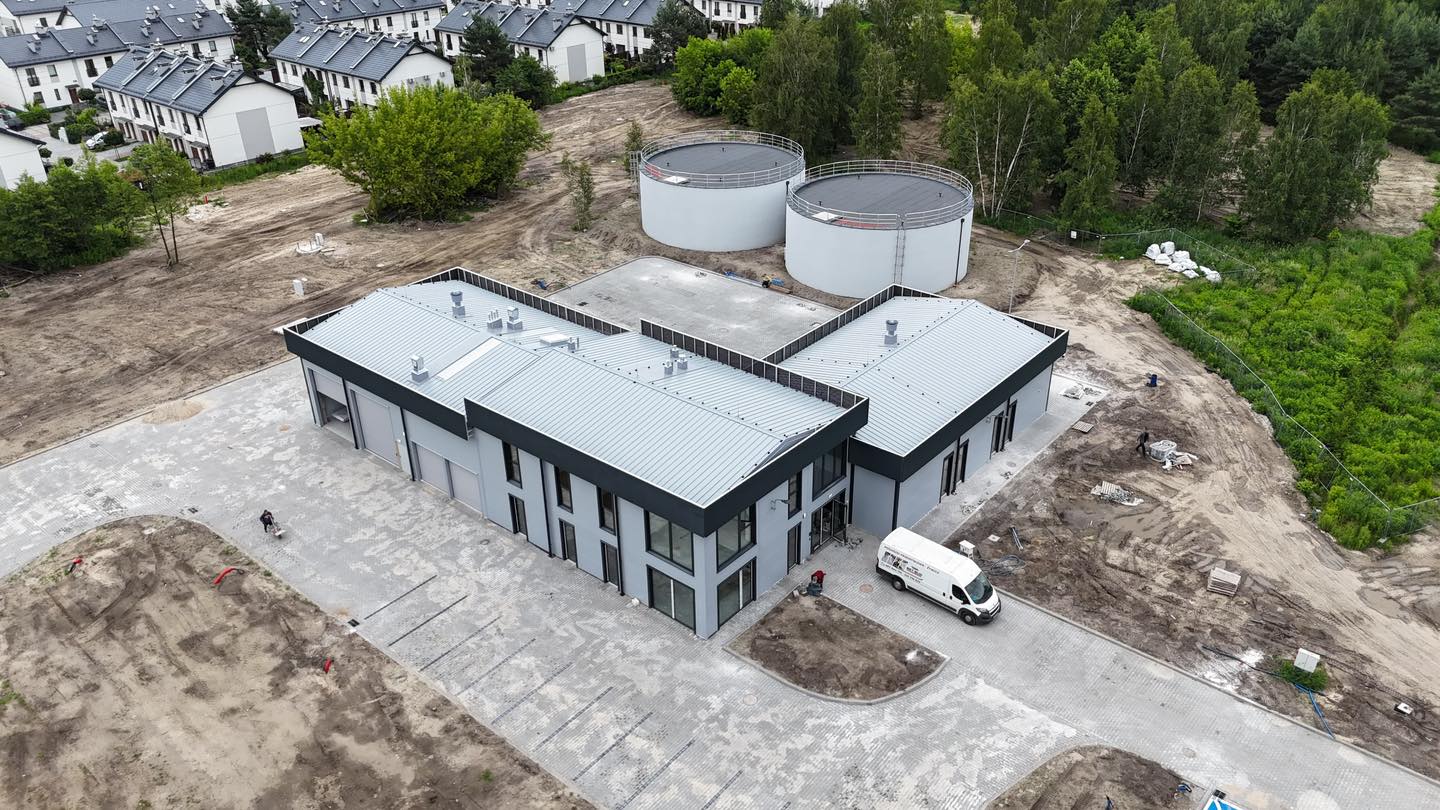 Aktualnie przeglądasz 2025 czerwiec – Kobyłka coraz bliżej czystej wody z nowej stacji uzdatniania!