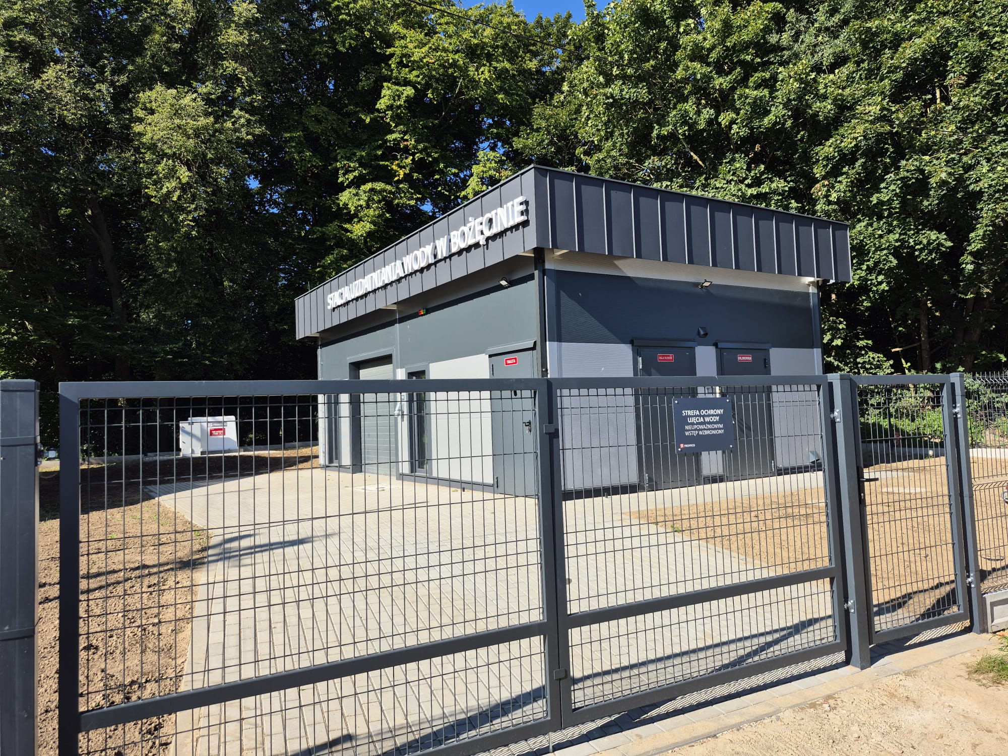 Aktualnie przeglądasz 2025 wrzesień  – SUW BOŻECIN CZYLI MAŁE TEŻ JEST PIĘKNE